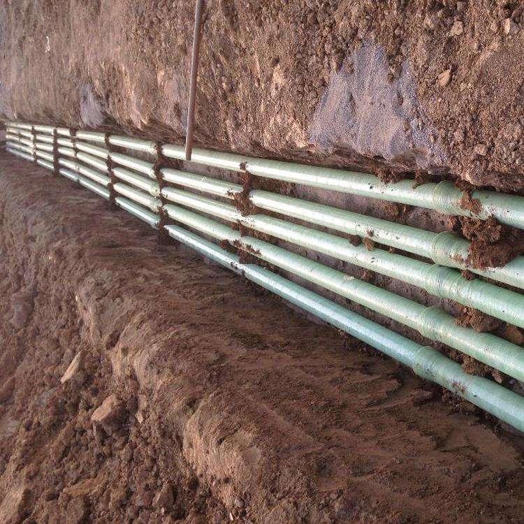 �������|��